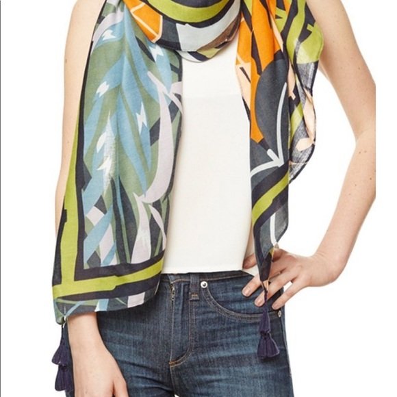 Arrived🌼 Leaf Print Oversized Tassel Scarf - Picture 2 of 4